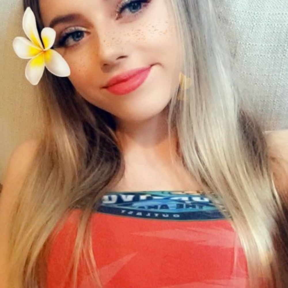 Meet your Posher, Ally